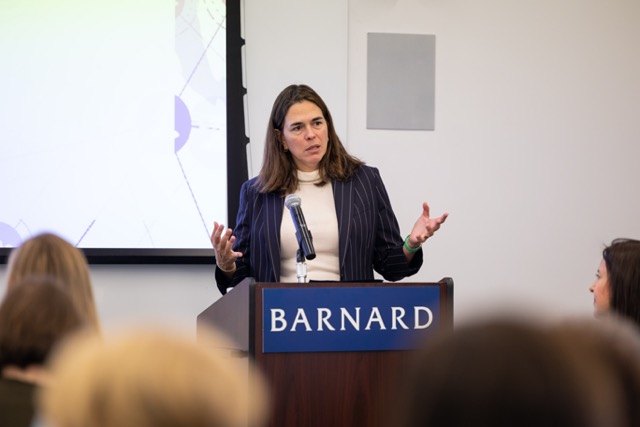 221028 barnard leadship assembly 118